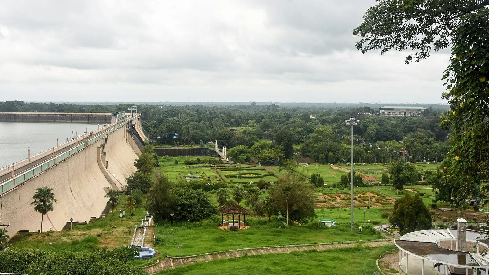 Malampuzha Dam and Gardens, Palakkad